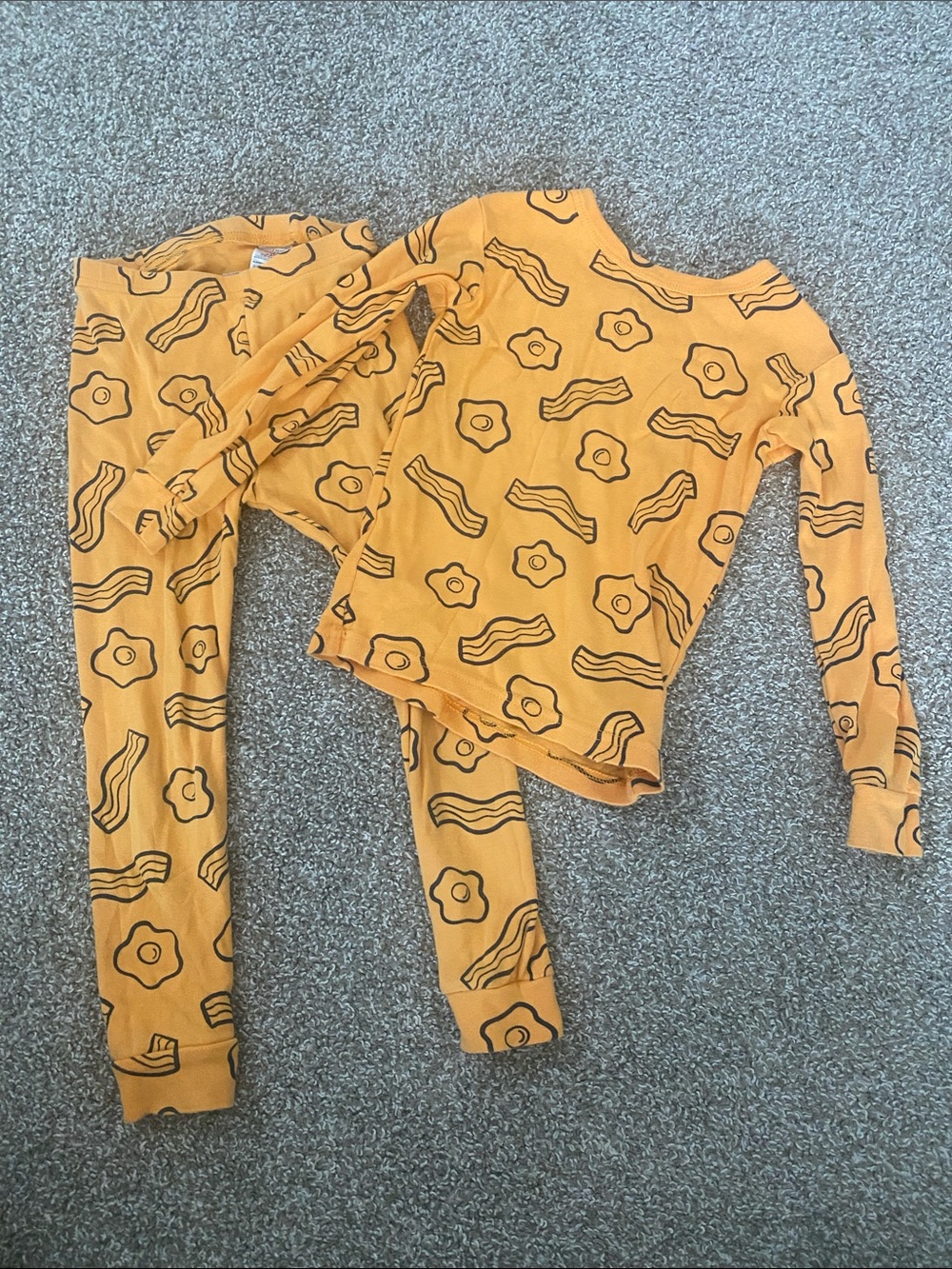 Baby gap organically grown cotton breakfast eggs and bacon pajamas size 4